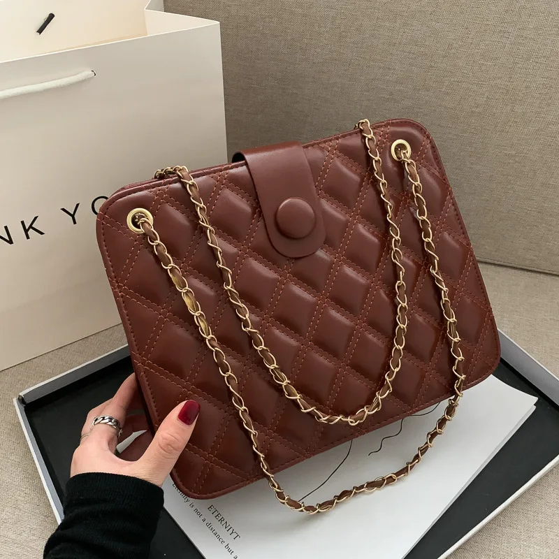 

Ladies chain small square bag new fashion messenger shoulder bag