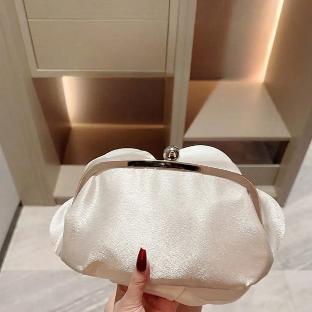 Новая банкетная сумка цветочная белое романтическое свадебное платье подружки