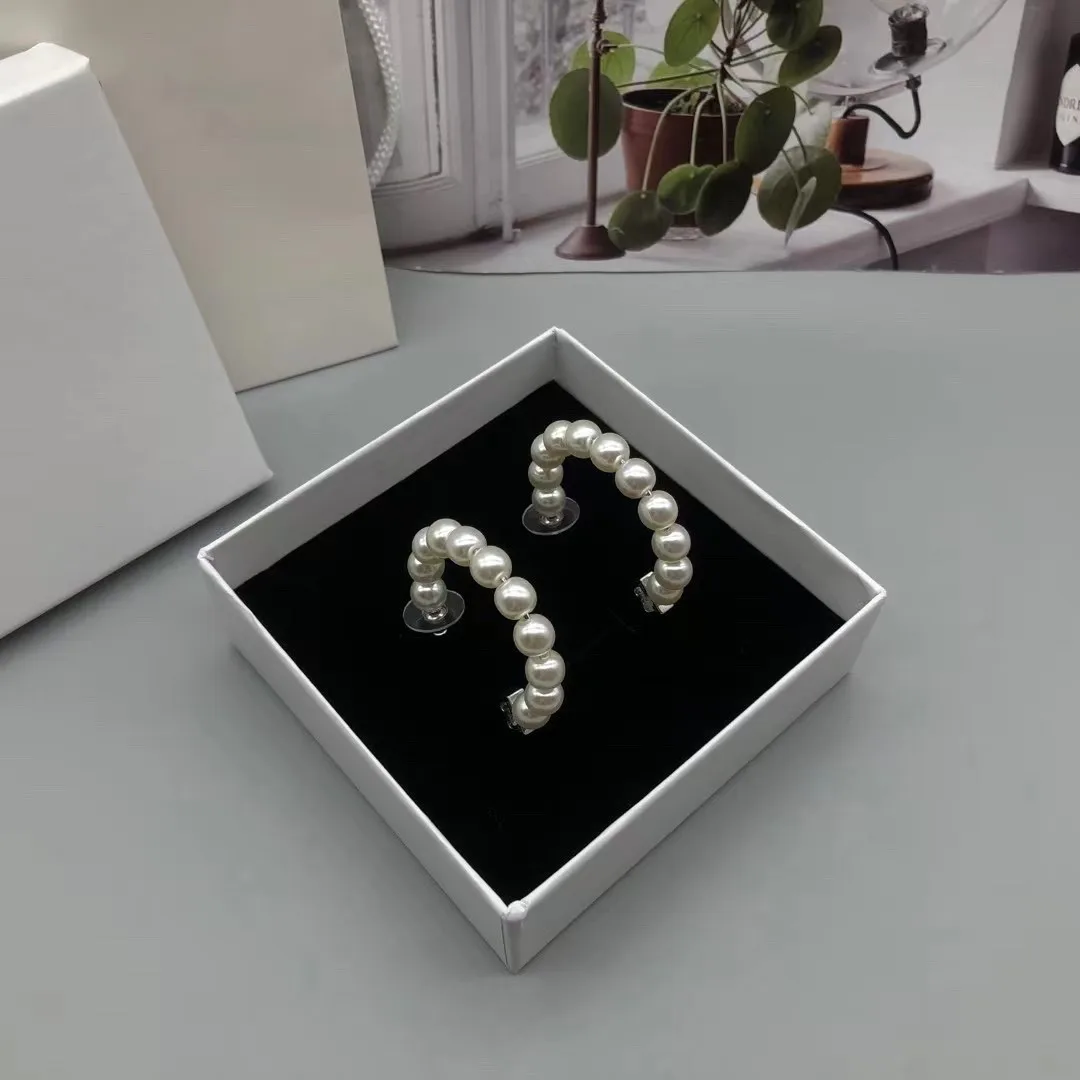 

European and American new half round pearl earrings