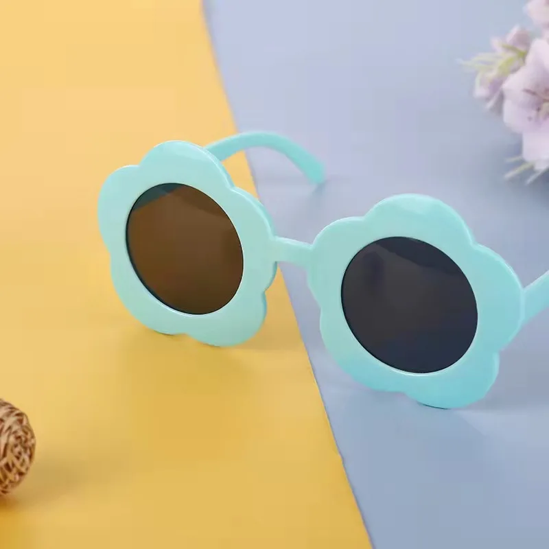 Детские солнцезащитные очки в цветочной оправе брендовые дизайнерские модные