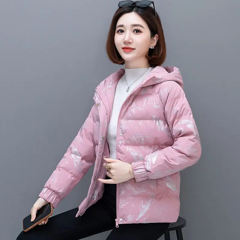 2023 New Winter Parkas Women Hooded Thick Warm Short Ladies Jackets Cotton Padded Casual Parka Fashion Coat Female Outwear C31