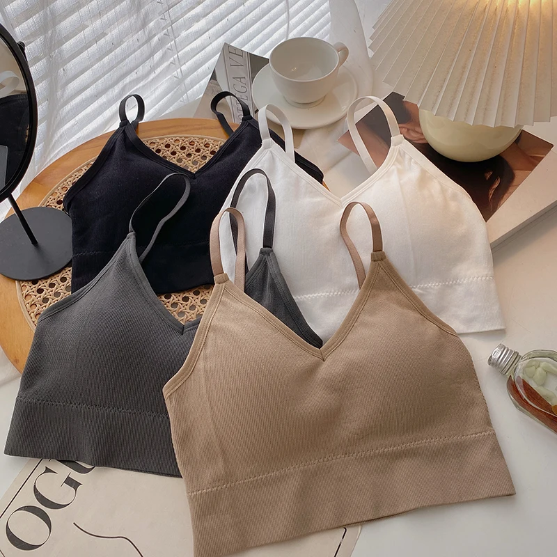 

OUMEA Women Knitted Solid Color Adjustable Spaghetti Strap V-Neck Sexy Backless Chest Pads Without Steel Ring Casual Sporty Bra