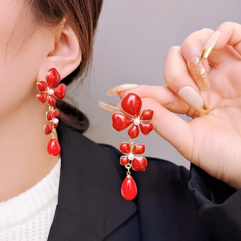 

New Arrival Vintage Women's Dangle Earrings Charm Flower With Pearl Long Tassel Earrings Female Korean Jewelry Red Earrings