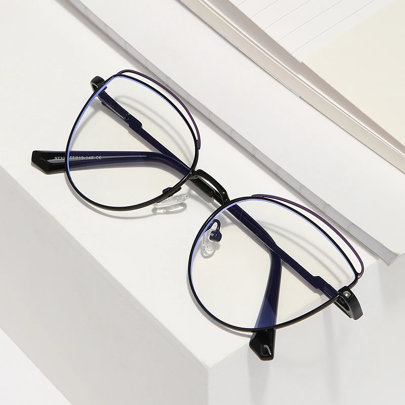 Женские очки кошачий глаз