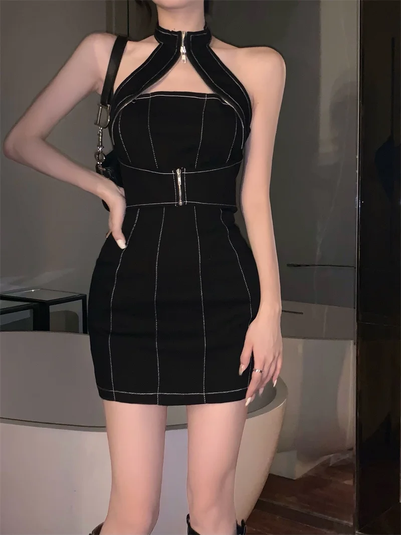 Женское джинсовое мини-платье с лямкой на шее без рукавов