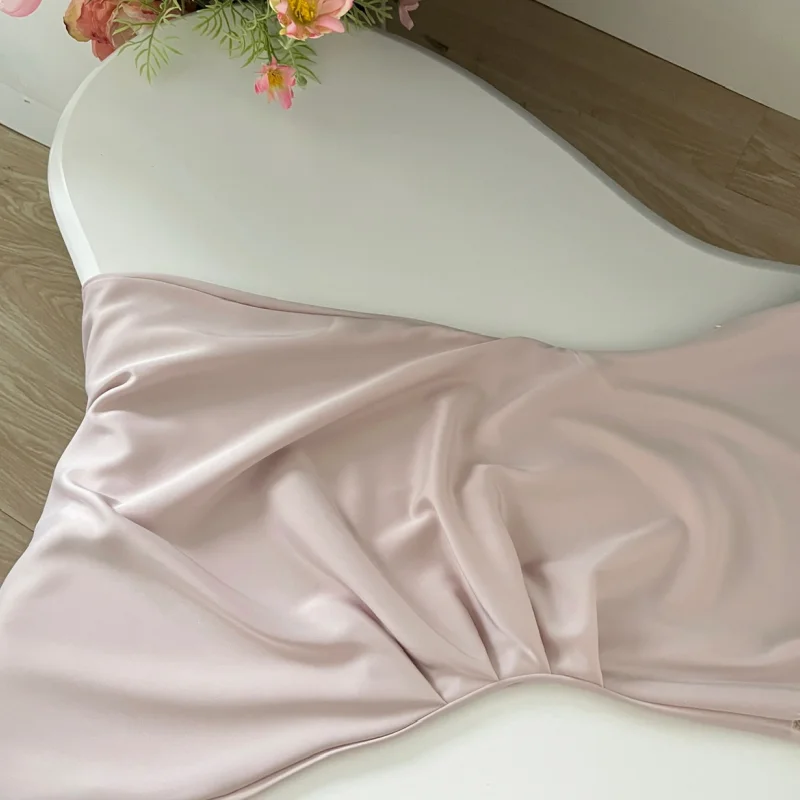 Розовое однотонное танцевальное элегантное платье летнее на бретельках