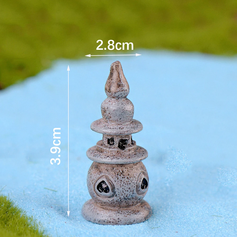 

Миниатюрный домик из канифоли