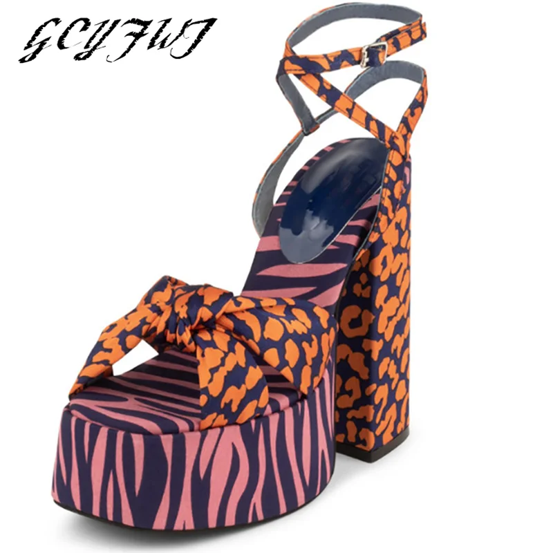 

Women's Pumps Summer Hollow Fish Mouth Square Toe Super High Waterproof Platform Thick Heel Large Size Ring Leg Buckle Sandals
