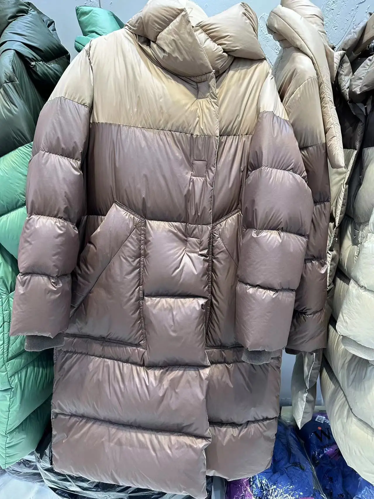 2022 Ladies Down Coat with a Hood Thick Puffer Parkas for Women Patchwork Female Winter Cloth Jacket Plush Oversized Maxi Long
