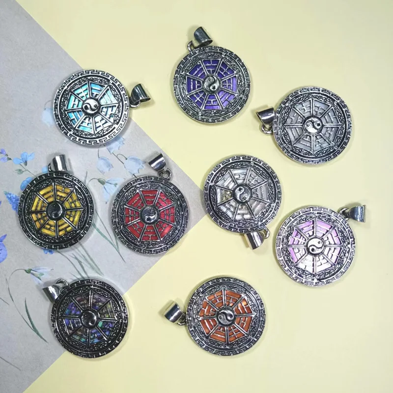 кулон из сплава с инкрустацией ракушками Тай Чи плитки перламутровое