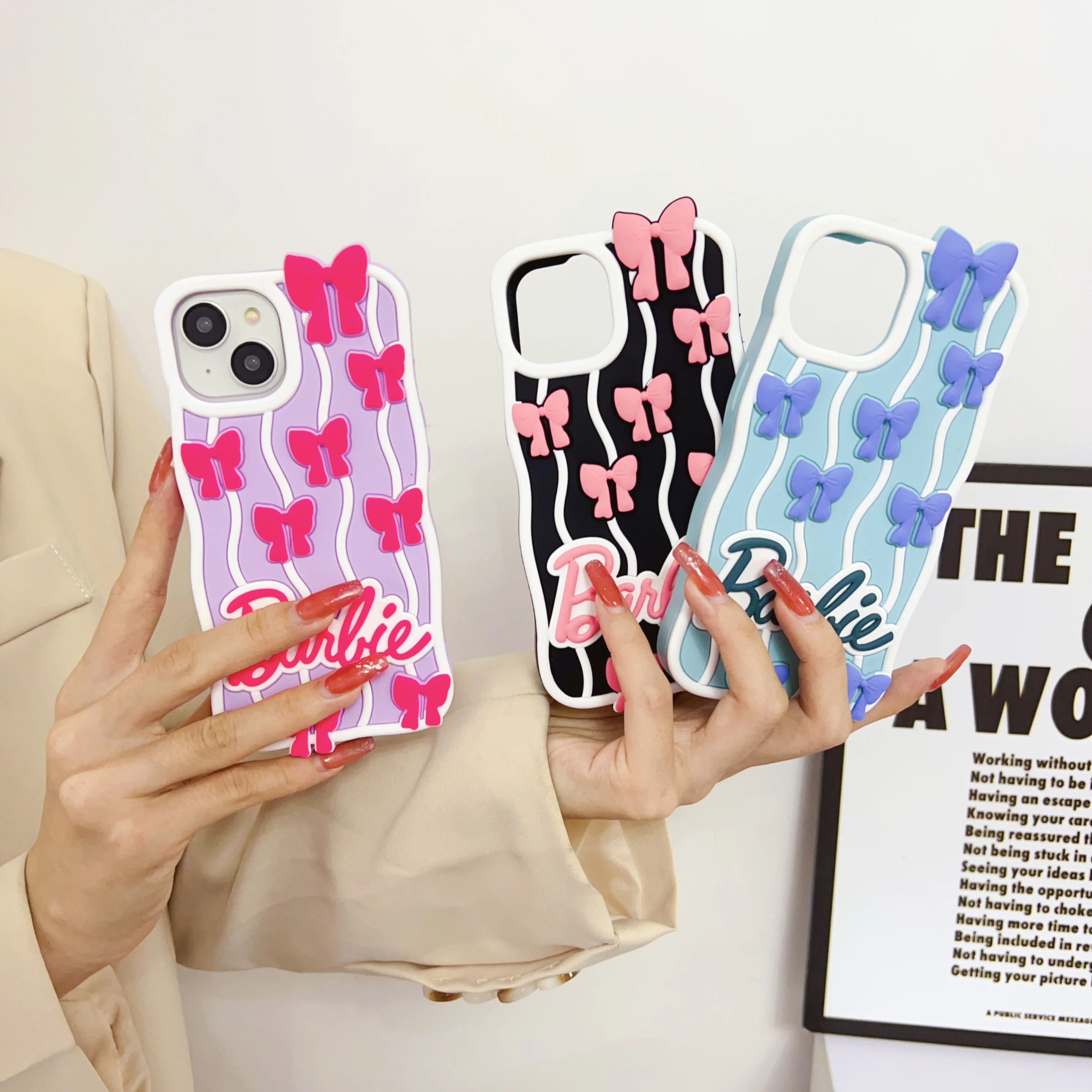 

Bow Tie Barbies dolls Pink Black kawaii Phone Cases For iPhone 14 13 12 11 Pro Max XR X XS MAX 8 7 Plus SE 2023 Back Cover