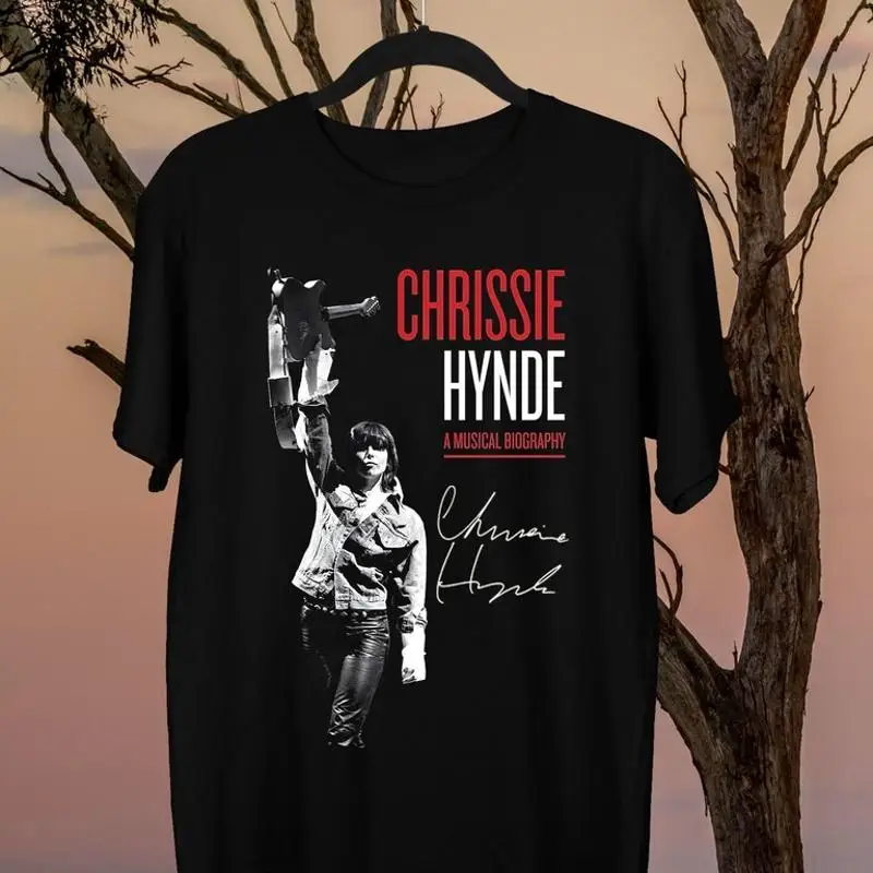 Фото Черная футболка всех размеров Chrissie Hynde A Musical Biography HE1096 №1