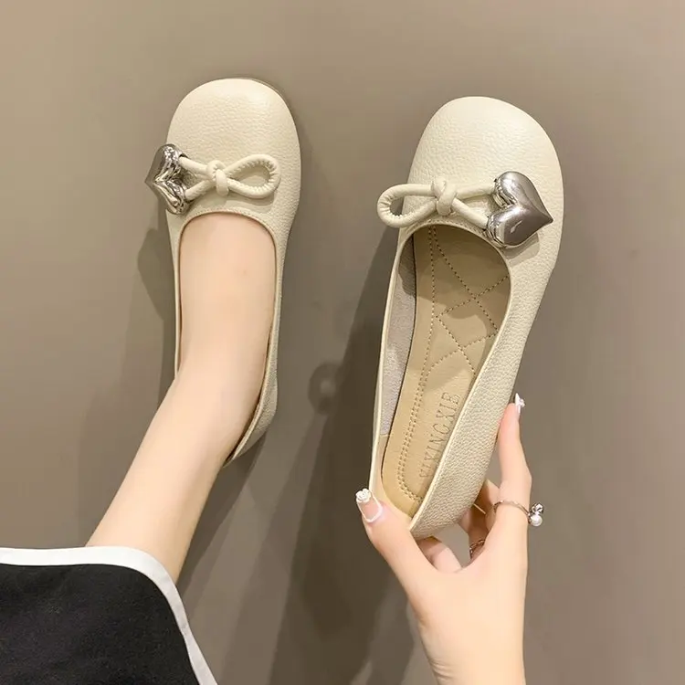 

Мокасины женские с круглым носком, повседневные туфли на плоской подошве, с металлическим сердечком и бантом, однотонные, 2022