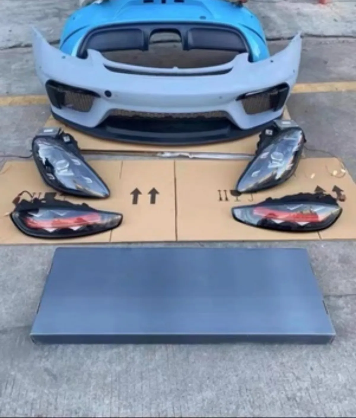 

Car Front Rear Bumper surround Body kit for Porsche 981 modified 718 Cayman boxster Racing Grille headlight taillight