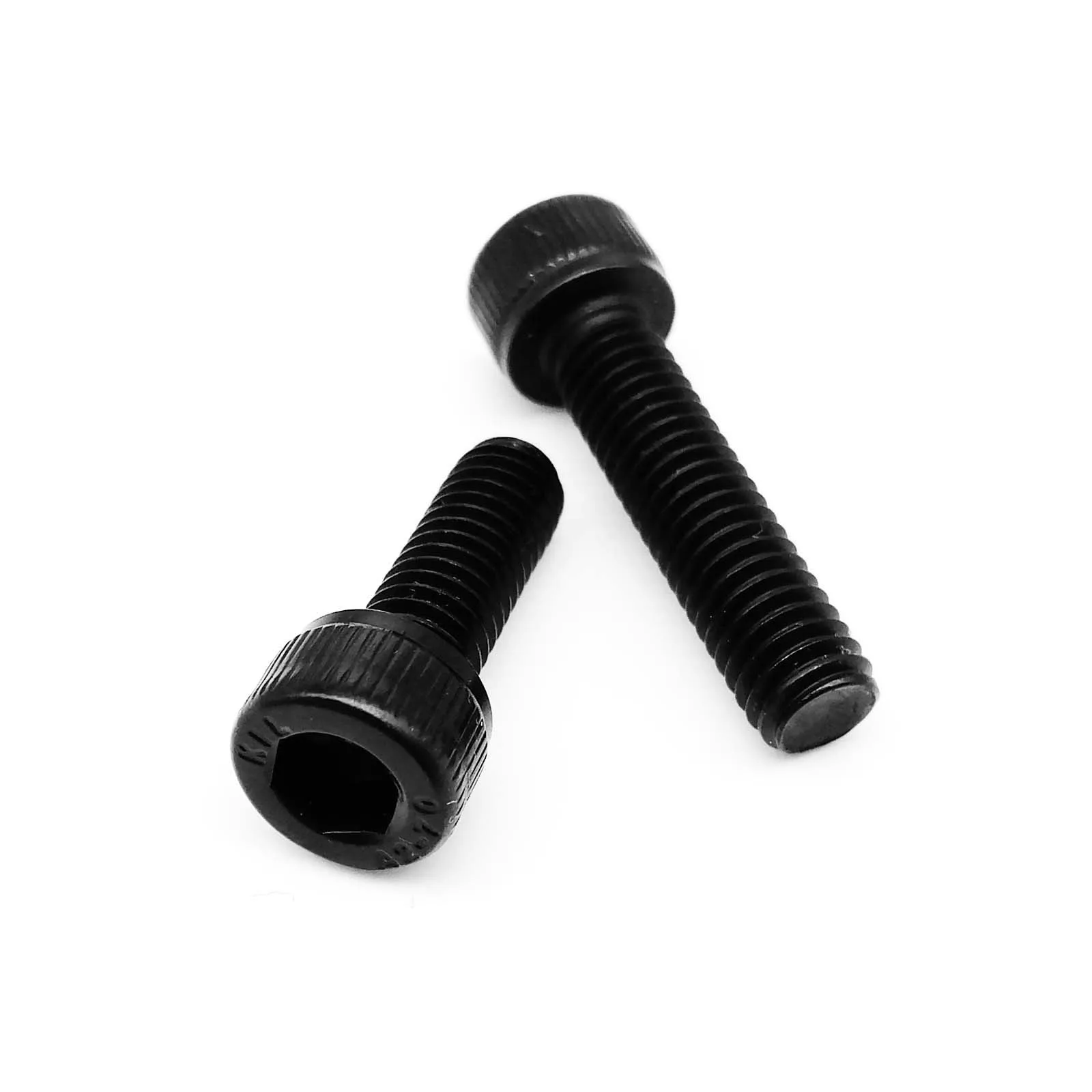 Шестигранный винт DIN912 M1.6 M2 M2.5 M3 M4 M5 M6 M8