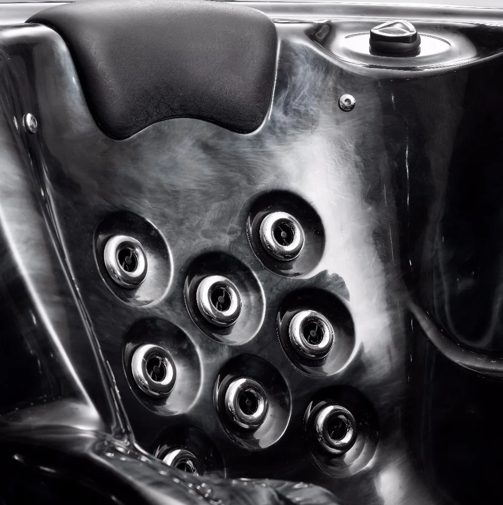 Рисунок 5 - Лестница для наружной ванны для взрослых/4 человека