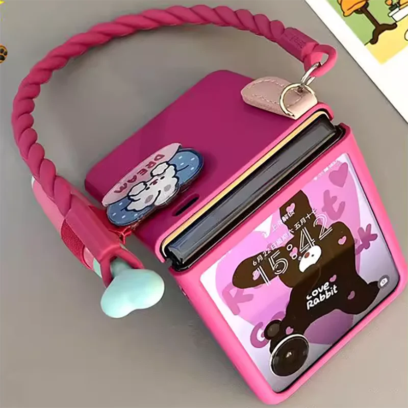 Фото Милый флип-чехол для телефона Honor Magic V Flip Case со стилусом и ремешком на руку, женский розово-красный твердый чехол №3