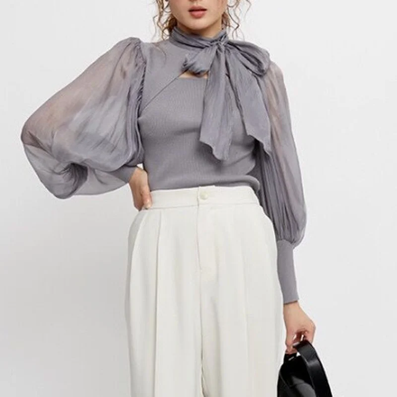 Женский трикотажный пуловер в стиле пэчворк с бантом и рукавами-фонариками