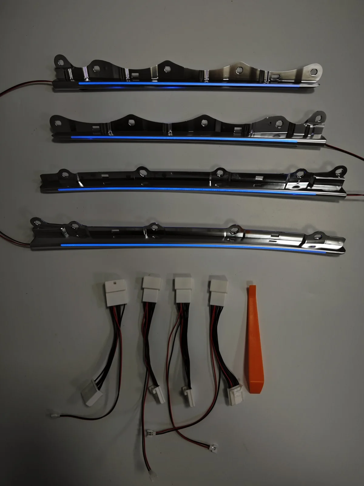 Светодиодный автомобильный 4-дверный светильник, декоративный светильник, атмосферная лампа, ледяной синий, 12 В для Toyota Camry 8 2018 2019 2020 2021 2022