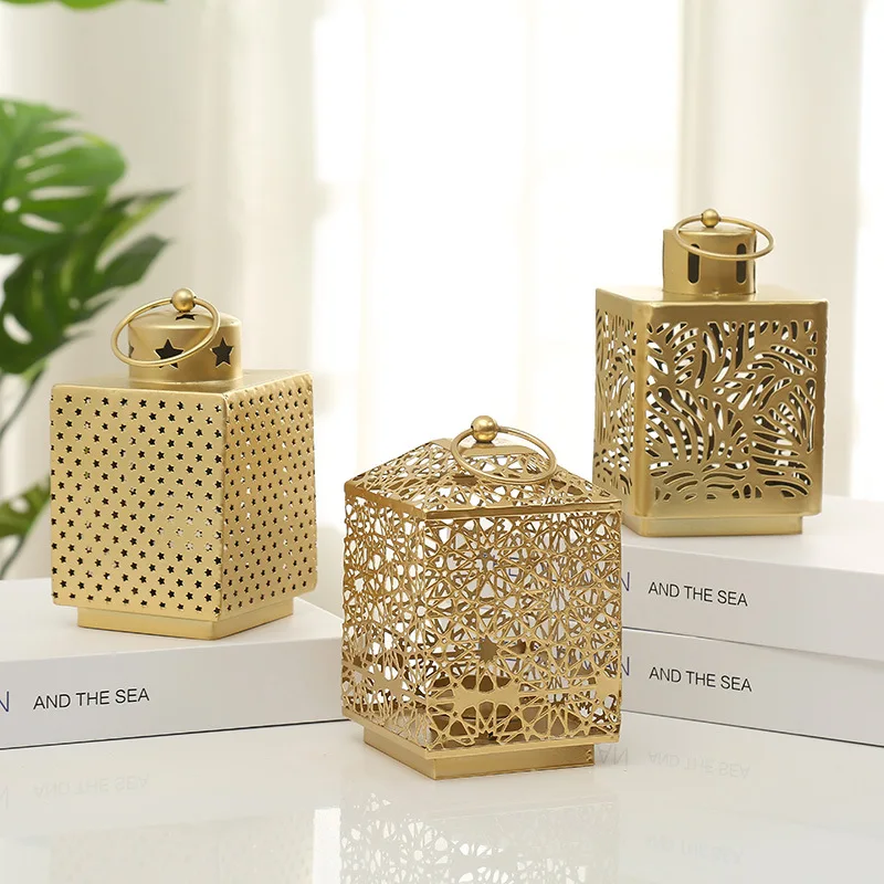

Metal Lantern Candle Holder Tealight Candlesticks Decoration for Living Room Gold Lantern Candle Holder Vintage Home