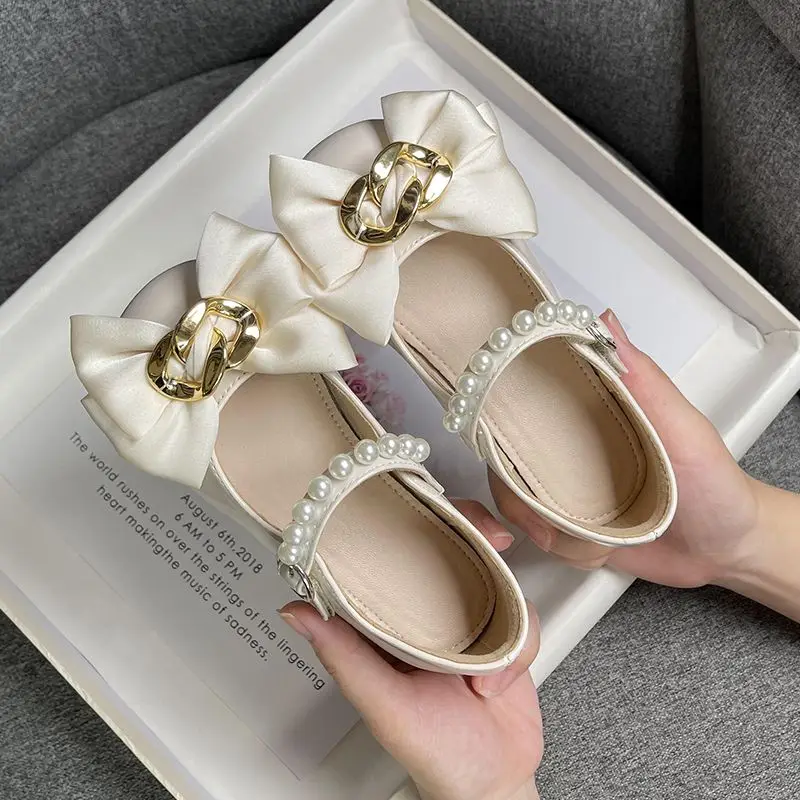 Туфли для девочек с металлической цепочкой и лентой 26-36 цветов