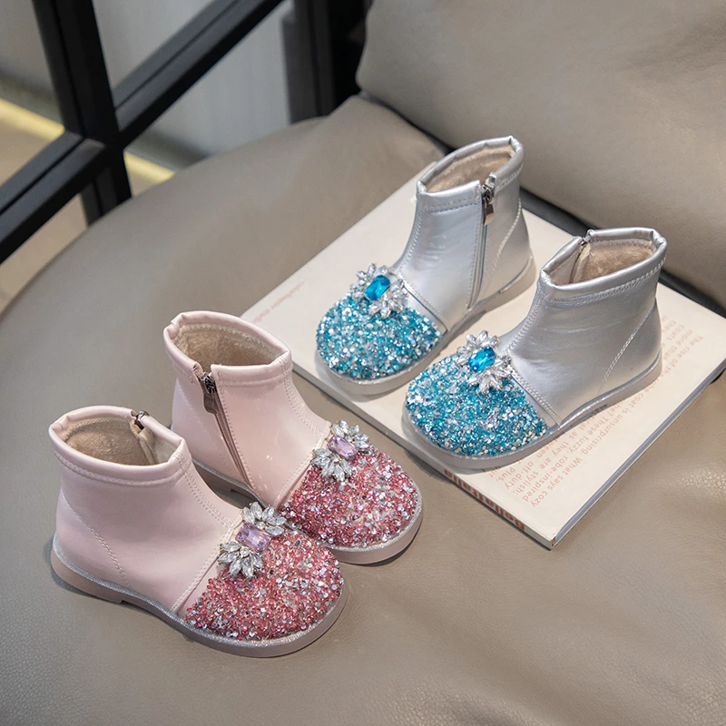 

Зимние ботинки для маленьких девочек; Уличные Детские теплые плюшевые ботинки; Нескользящая детская обувь с хлопковой подкладкой; Обувь принцессы с бантом и блестками