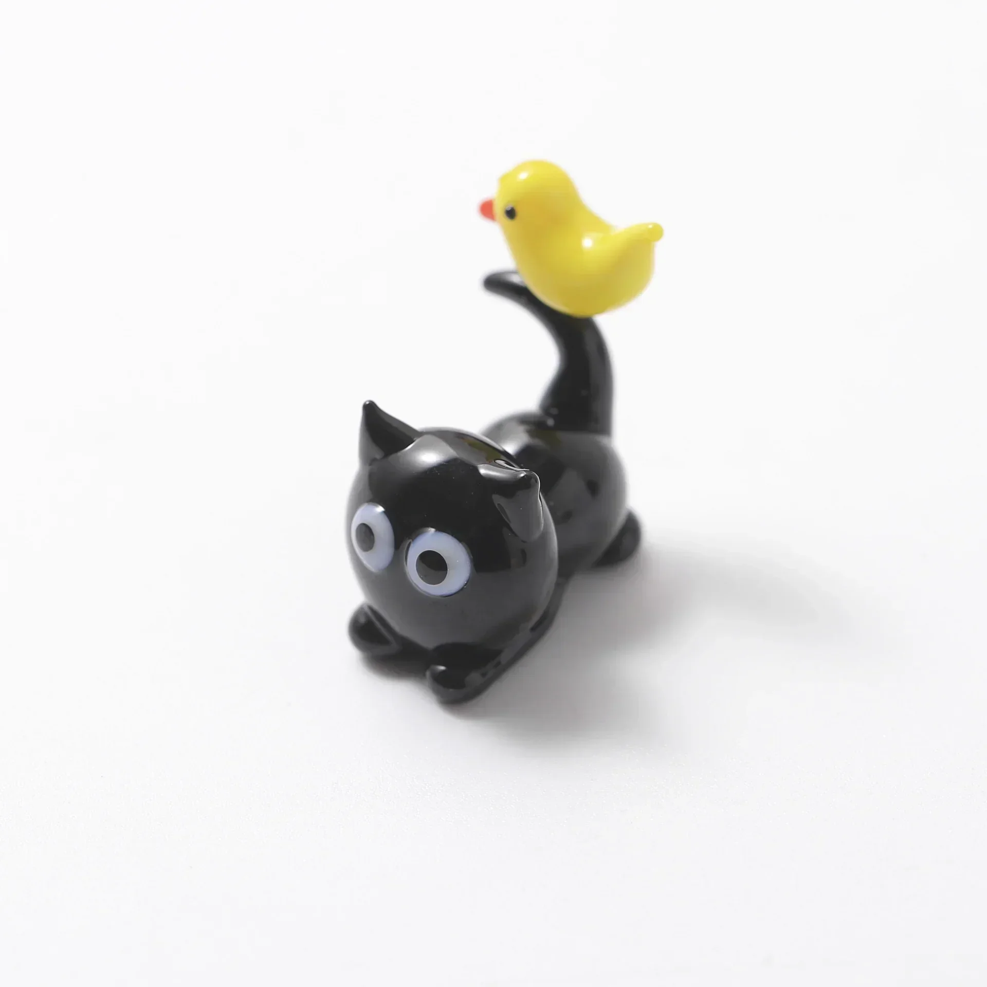 

Миниатюрная стеклянная кошка