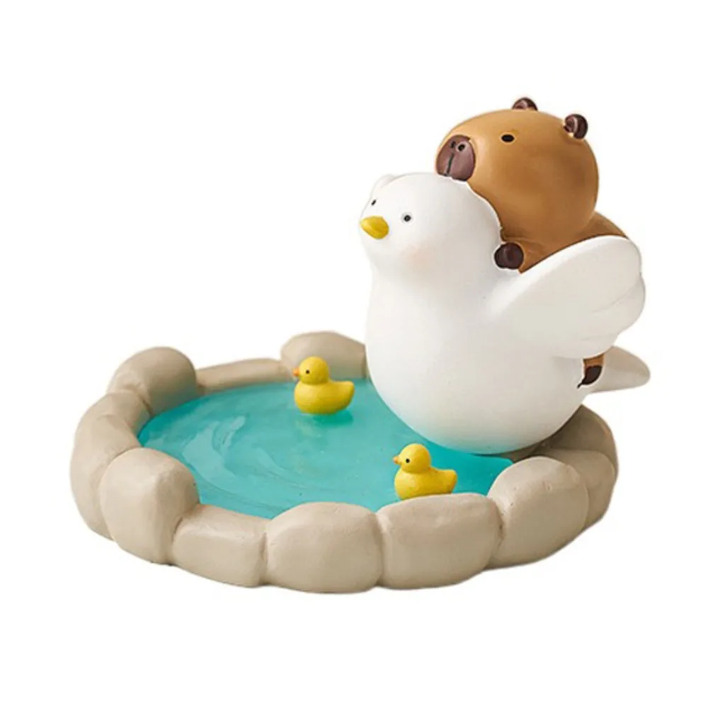 

Фигурки животные держатель для телефона капибара смола