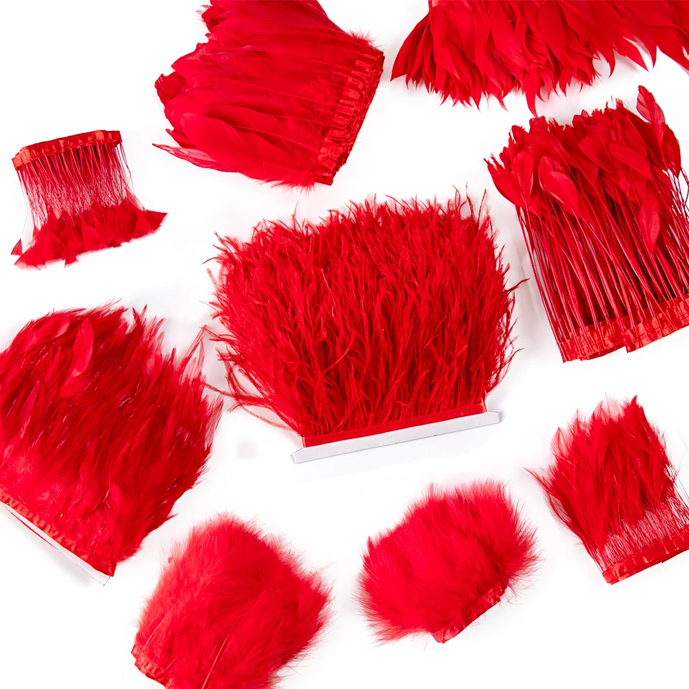 

Красное гусиное перо страусиного пера, 1 м