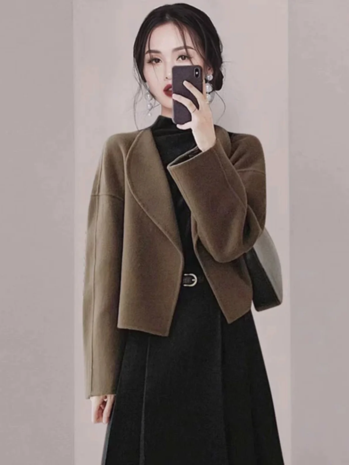 Изящная шерстяная короткая верхняя одежда для женщин 2023 осень и зима новый