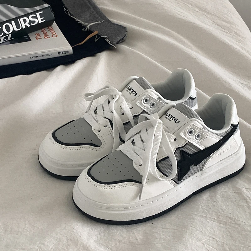 

Woman Vulcanized Shoes Casual Platform Sports Sneakers Female White Lace Up Spring Autumn Flats Sneakers Tennis Shoes Ladies NEW