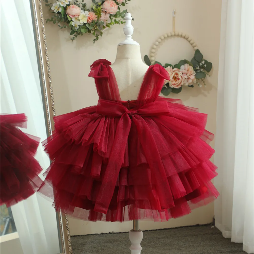 

Cute 2023 Flower Girls Dress With Sleeves For Wedding Party Lace Puffy Bow Princess Ball Gown Little Girls Birthday Outfits