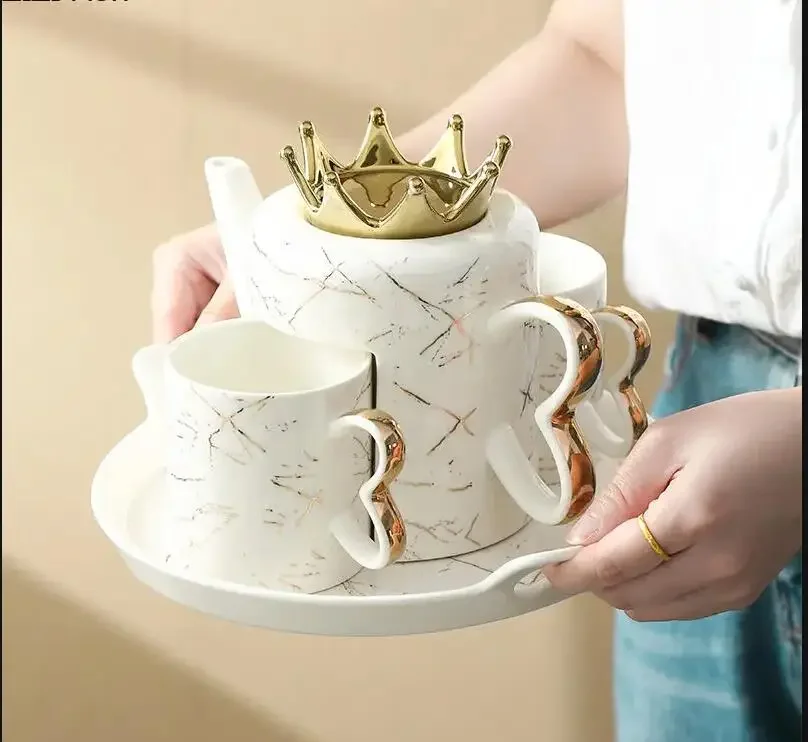 Керамический чайный набор с имитацией мрамора одна кастрюля две чашки подносом