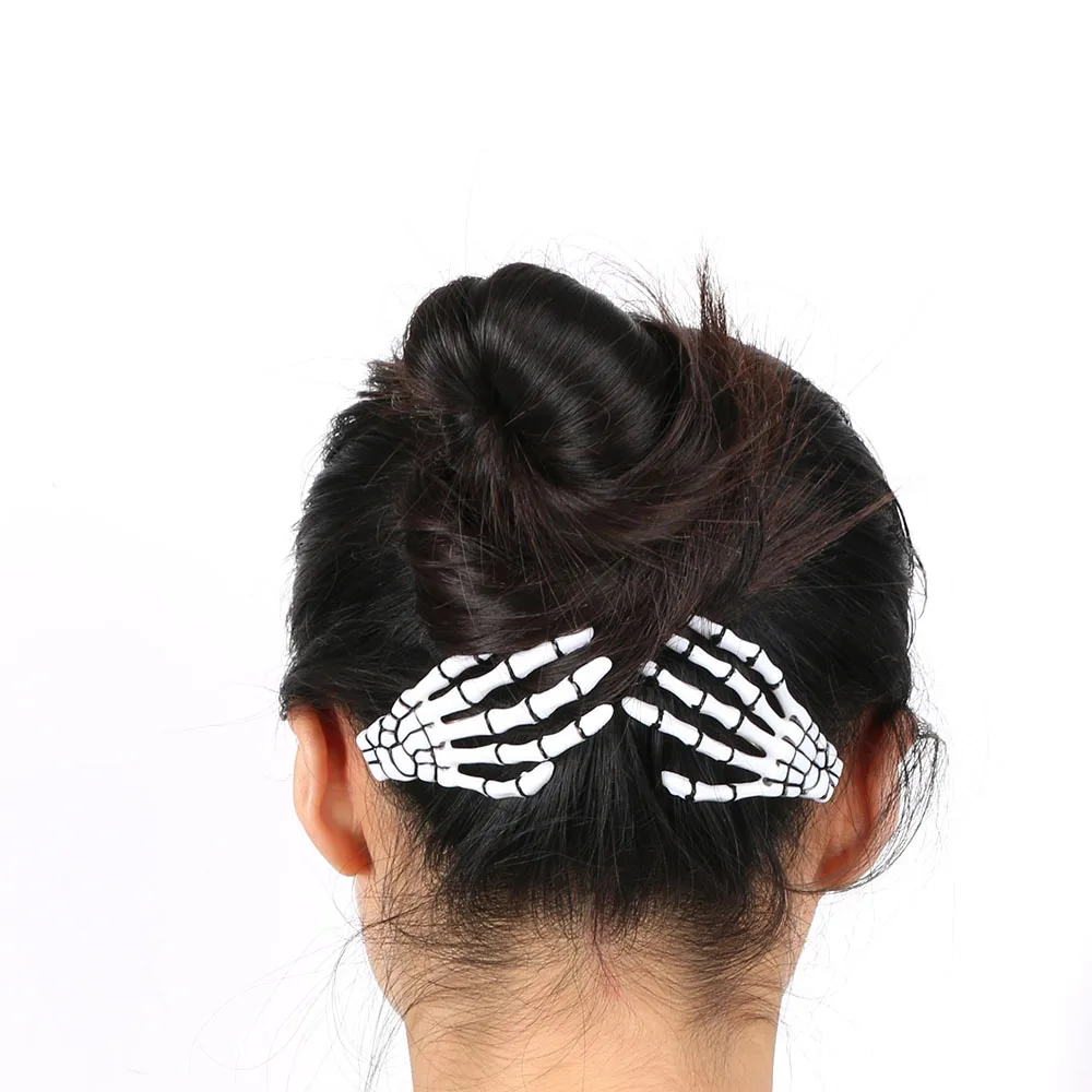

2PCs Ghost Skeleton Hand Bone Hair Clips Halloween Creative Design Zombie Claw Hairpin Women Fashion Hair Accessories
