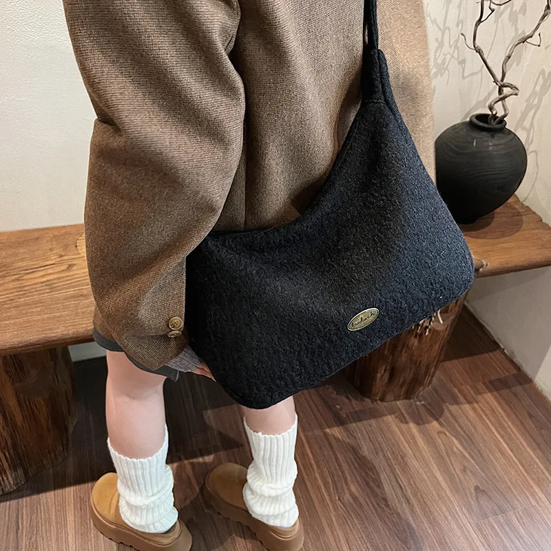 Корейская версия Ins модная шерстяная женская сумка осень-зима 2023 новая большая