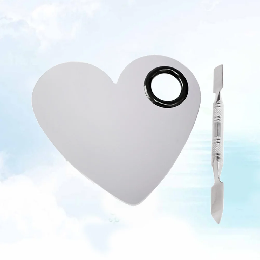 

Heart Shaped Professional Enthusiast Tools Artist Accessories for Blending Foundation Lip Colors Shades