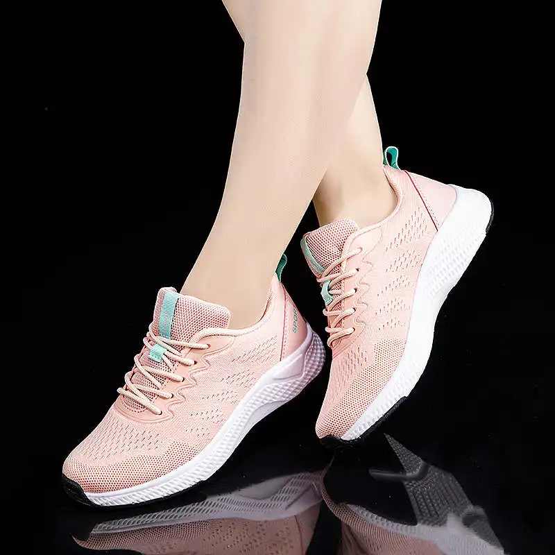 

Tenid Sneakers Sport Woman Designer Luxury 2021 Brand Running Shoes Women Coole Sports Woman Casual Giay Ladies Sneakers Tennis