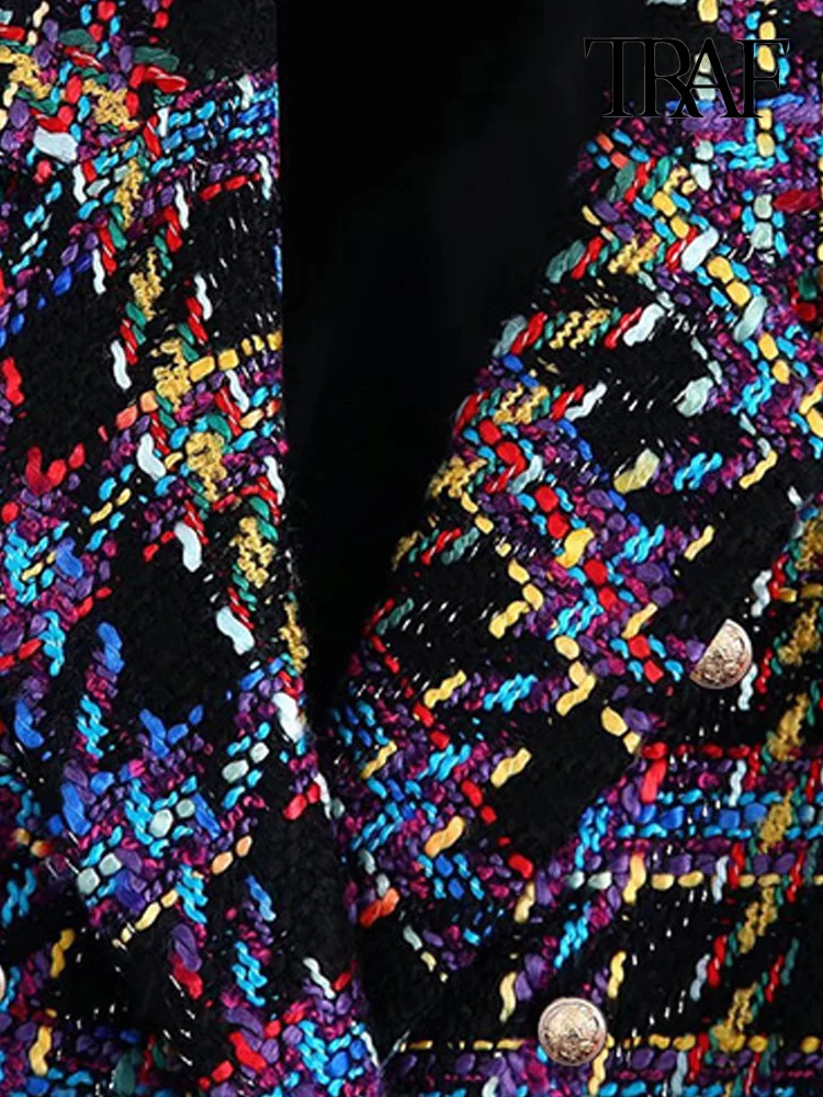 Пиджак женский твидовый с металлическими пуговицами спереди и длинным рукавом |