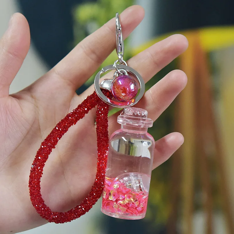 Женский брелок для ключей с подвеской в виде бутылки молоком |