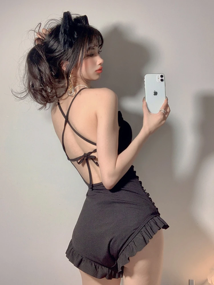 

Swimwear Ladies Korea 2022 New Backless Hollow Out One-piece Bikini Monokini Sexy Swimsuit Gathered Ruffles Sling Hot Spring