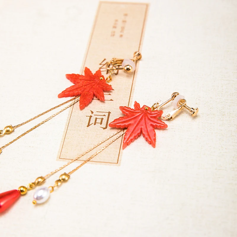 Игра Genshin Impact Kaedehara Kazuha серьги для косплея подвеска в виде кленового листа зажим