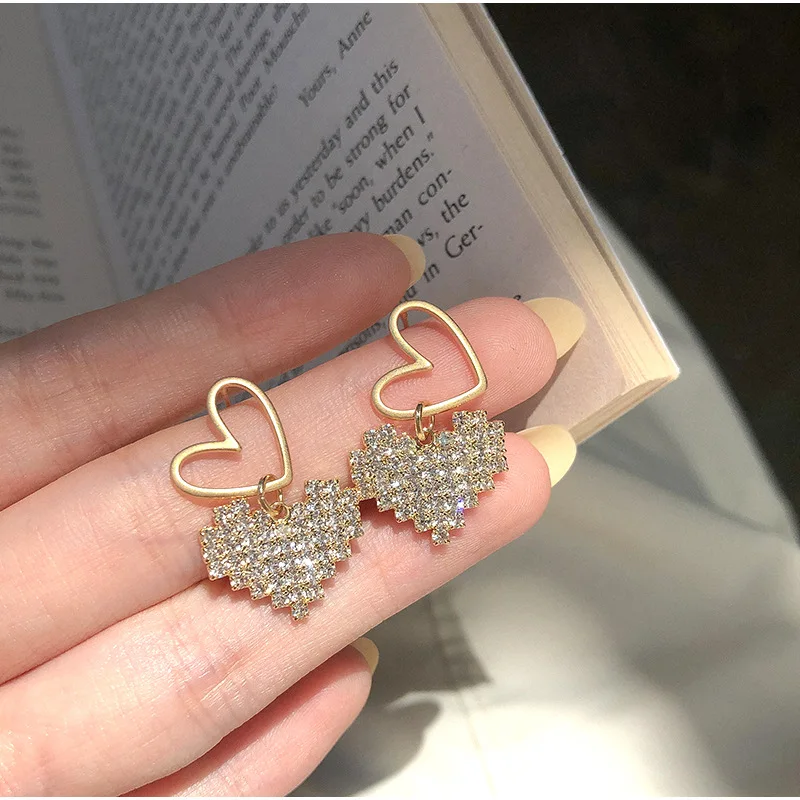 

Korean Fashion Niche Design Full Diamond Earrings Women Beautiful Girl Heart Clay Simple Kpop S925 Silver Needle Fine Jewelry