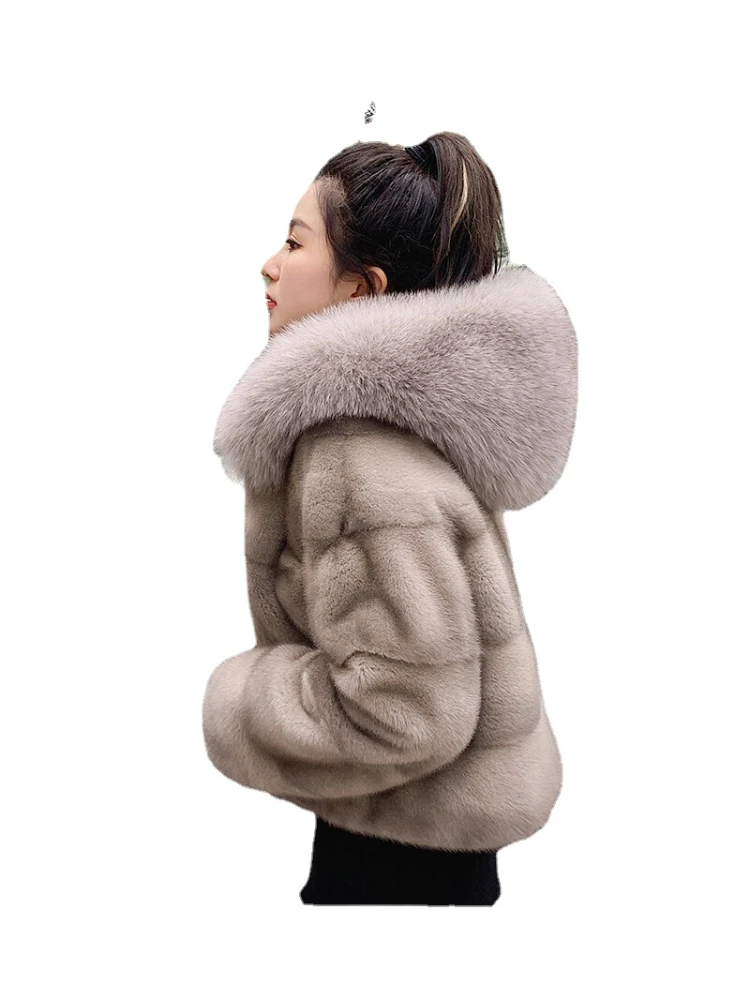 Шубы Marten, женская шуба с коротким