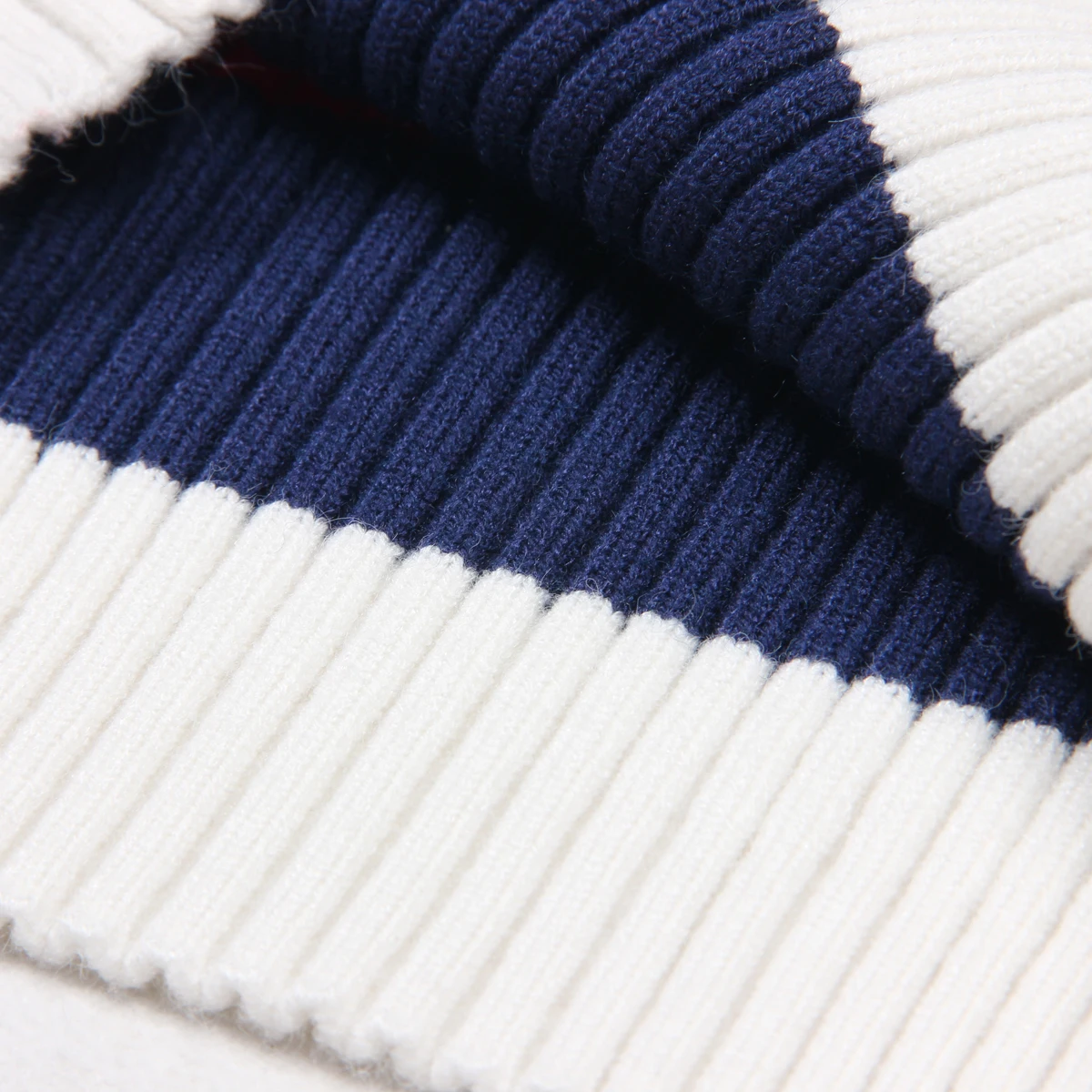 Женский трикотажный Универсальный свитер-водолазка Осень-зима 2024