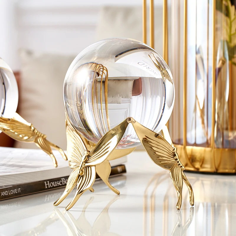 

Wedding Desk Crystal Room Accessories Ball Decoration Home Butterfly Office Decor Living Accessories Gift Creative Brass Modern