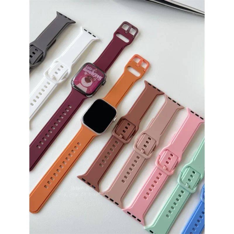 

For Apple Watch Band 44mm 40mm 45mm 41mm 49mm 42mm 38mm 49mm Silicone Strap bracelet iwatch Ultra series 7 se 3 4 5 6 8 band
