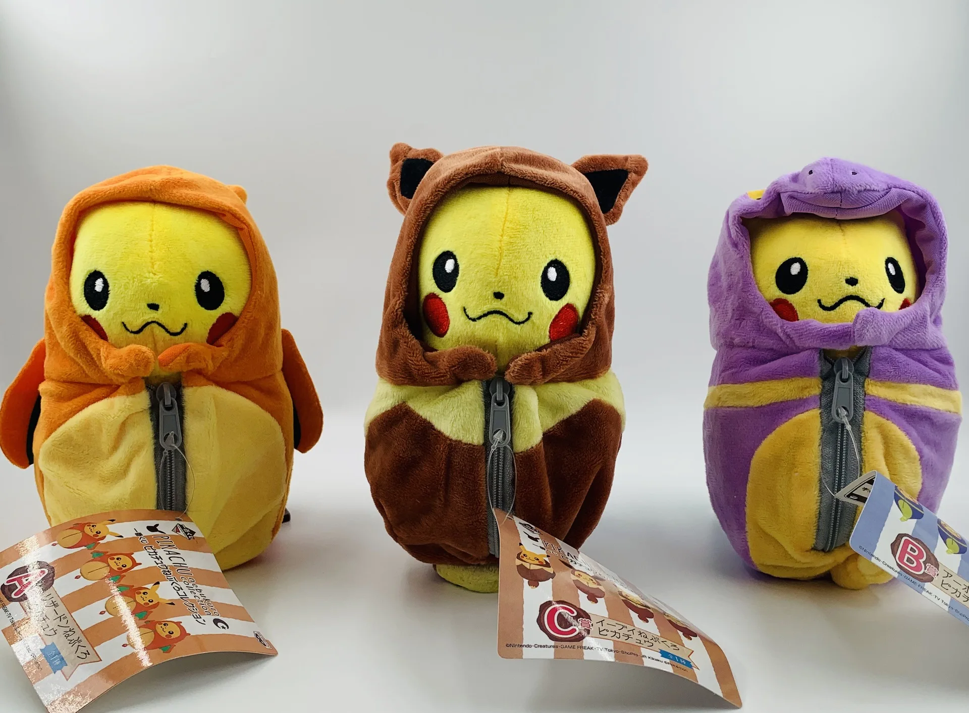 Pikachu Cosplay Anime Plush Toy Pokemon Ekans Eevee Charizard Sleeping Bag Funny toys Kawaii High Quality Pikachu Childrens Gift