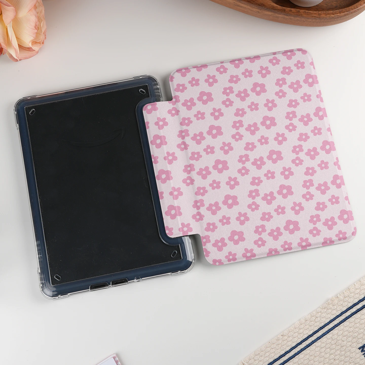 Фото Чехол Murmole Floral Grid Plaid с магнитной застежкой для Kindle Paperwhite 12-го поколения, Colorsoft 7 дюймов, Basic Kindle 11-го и 10-го поколений, прозрачная накладка №5