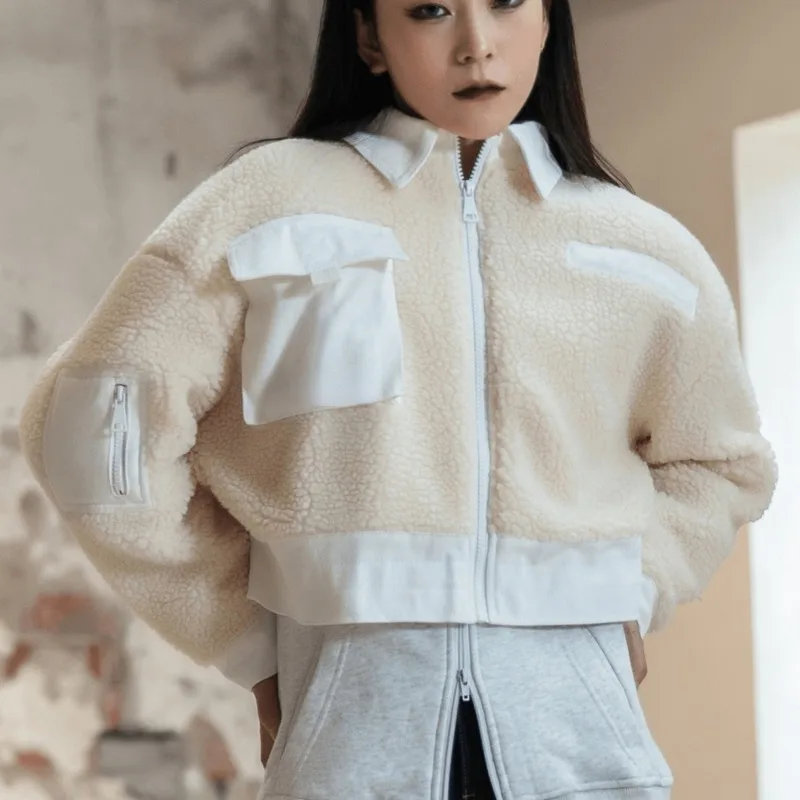 

XUXI Lambswool Short Coat Women Long Sleeve Zipper Splicing Thicken Fashion Cardigan Coat Autumn Winter 2021 E4627