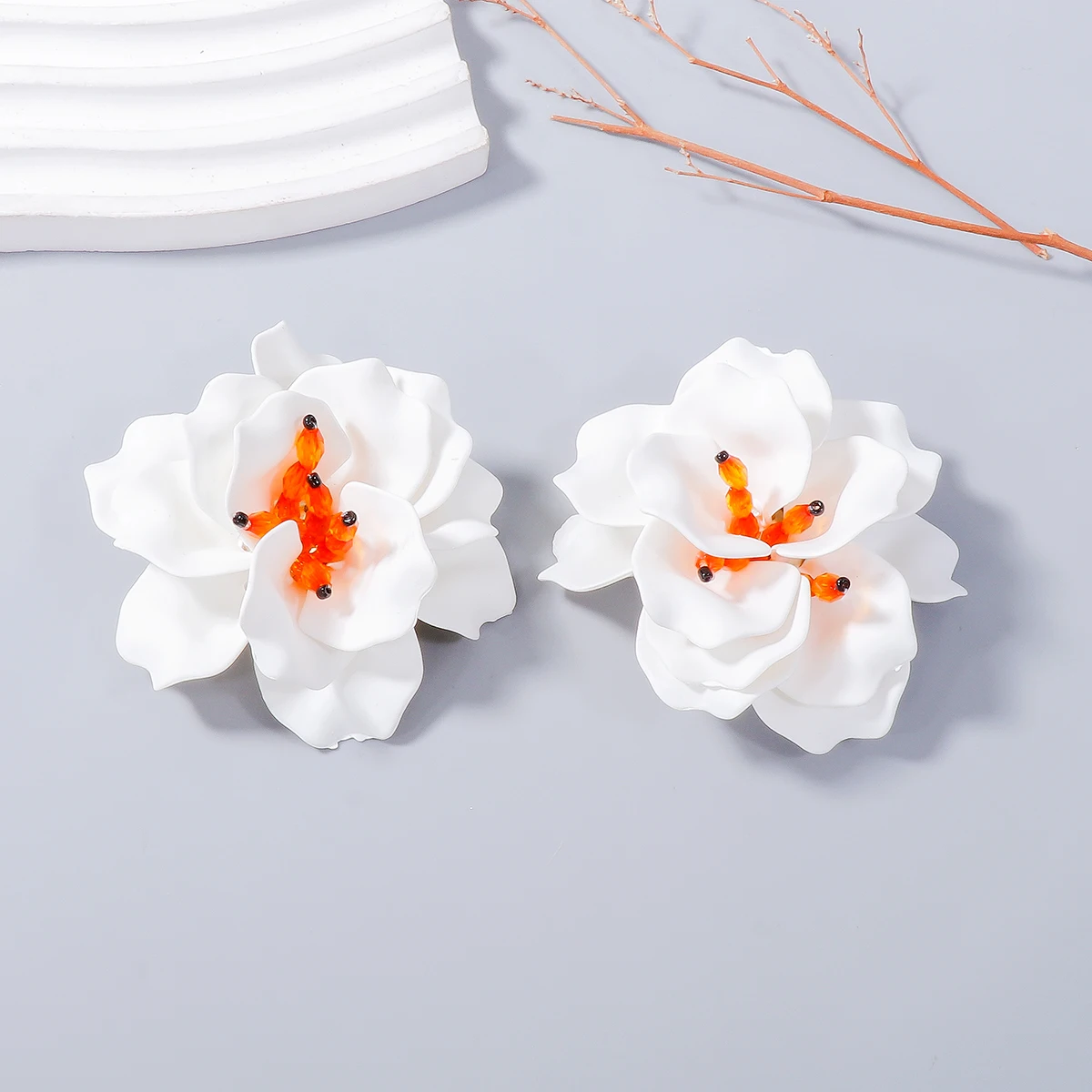 Новинка 2024 Красочные Висячие серьги ZAA в виде цветка из смолы для женщин